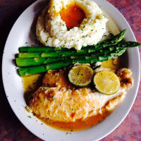 Special: Tilapia in garlic and wine sauce. Mashed potatoes and asparagus.